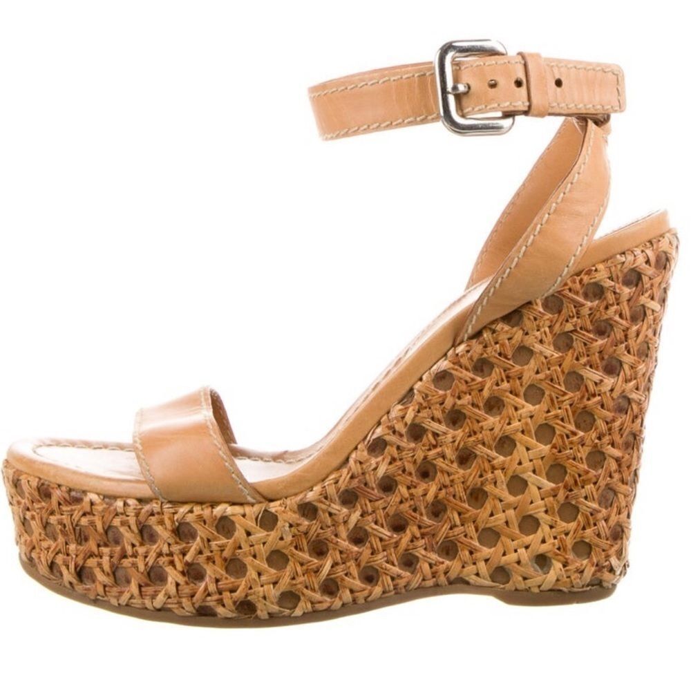 ‎Prada Tan Leather Rattan Sandals sz 7 - Picture 2 of 5